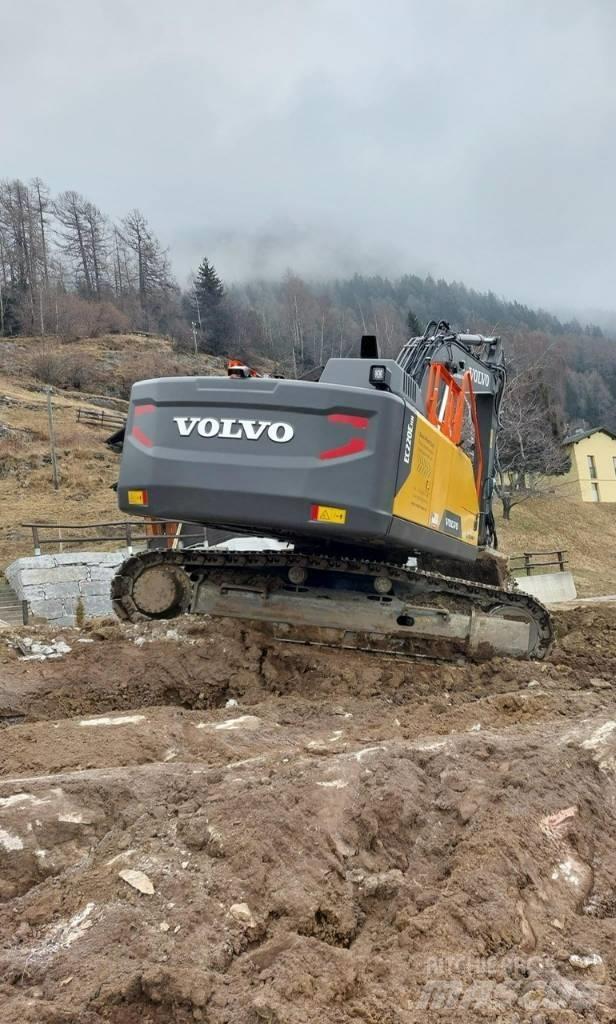 Volvo EC 220 E Paletli ekskavatörler