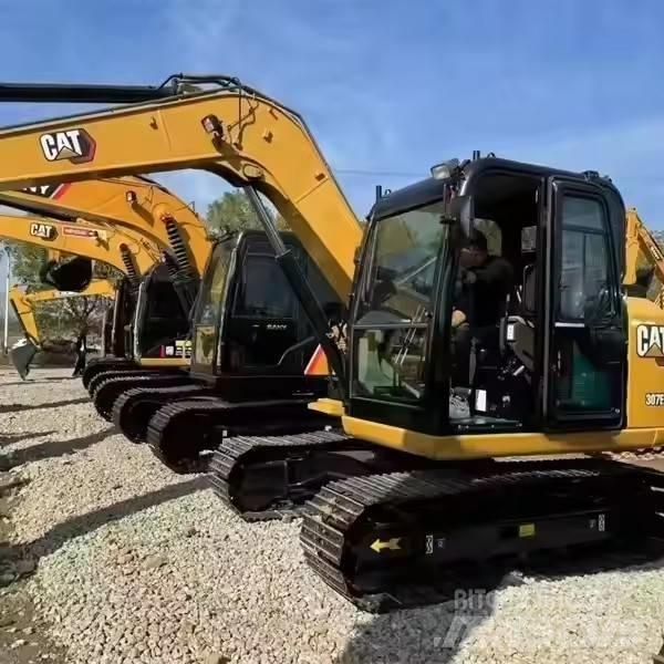 CAT 307 Paletli ekskavatörler