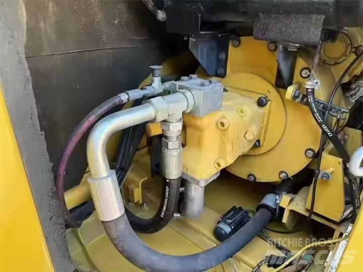 CAT 307 Paletli ekskavatörler