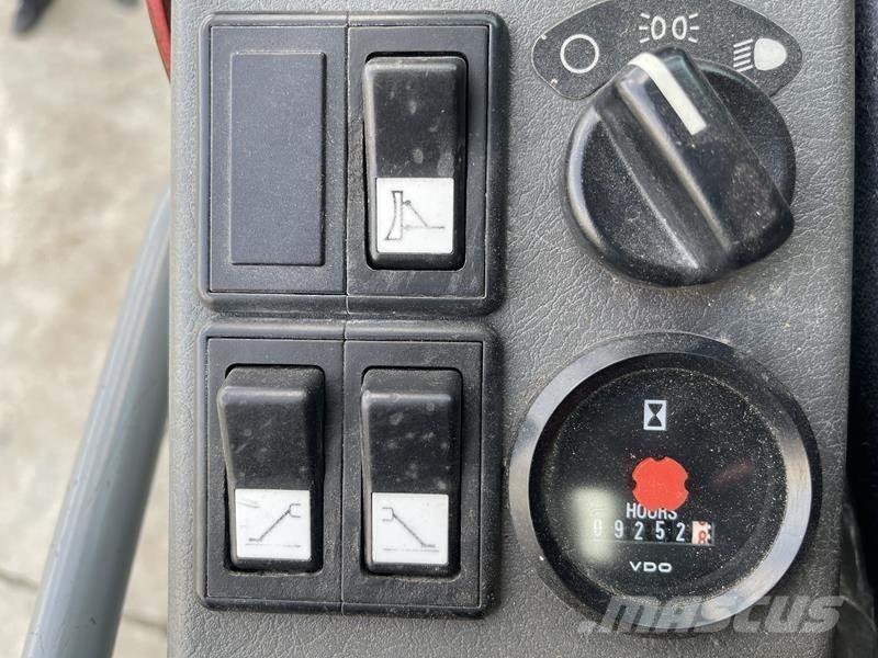 Volvo EW 140 B Lastik tekerli ekskavatörler