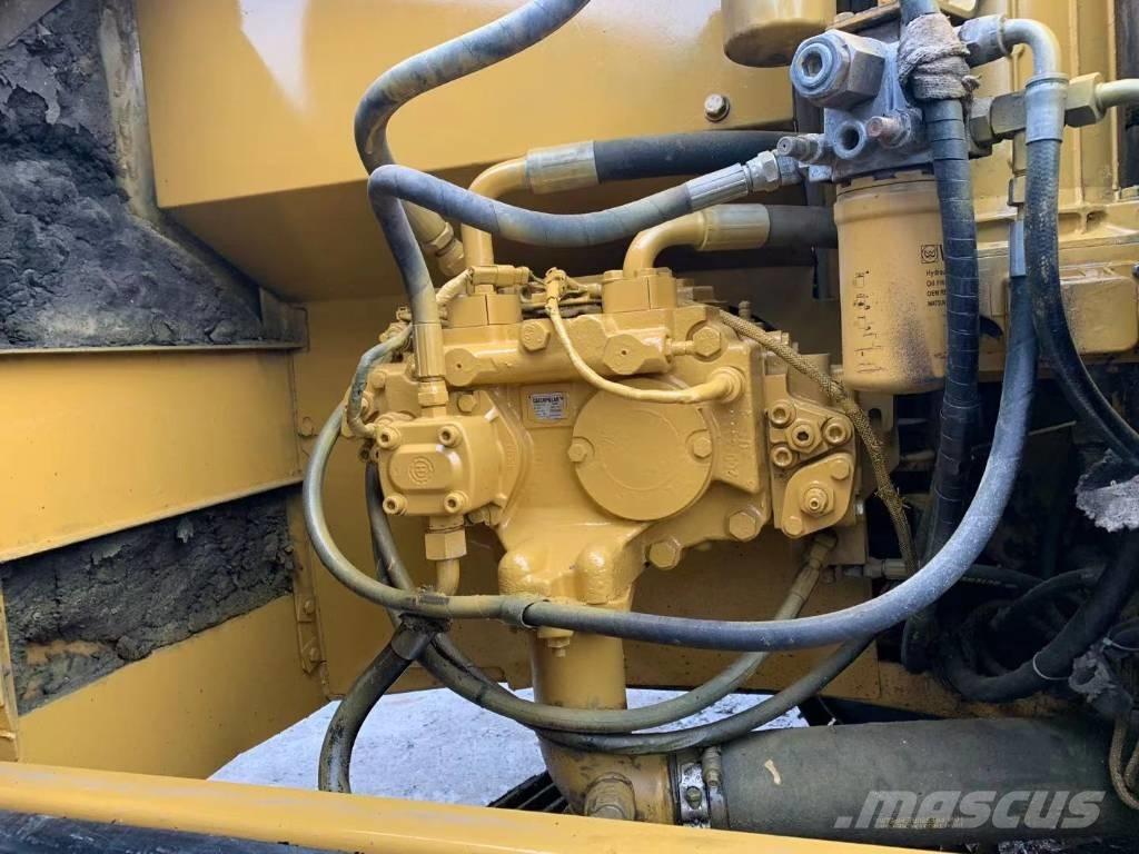 CAT 320C Paletli ekskavatörler