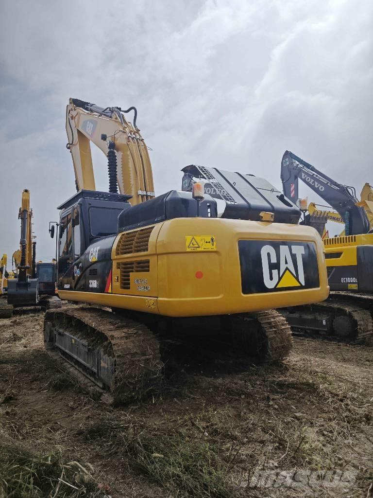 CAT 336D2 Paletli ekskavatörler