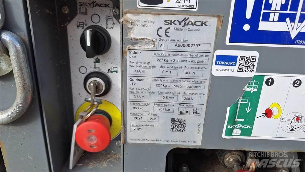SkyJack SJ12 Diger lift ve platformlar