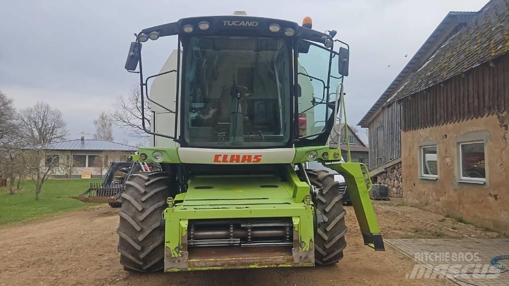 CLAAS Tucano 440 Biçerdöverler