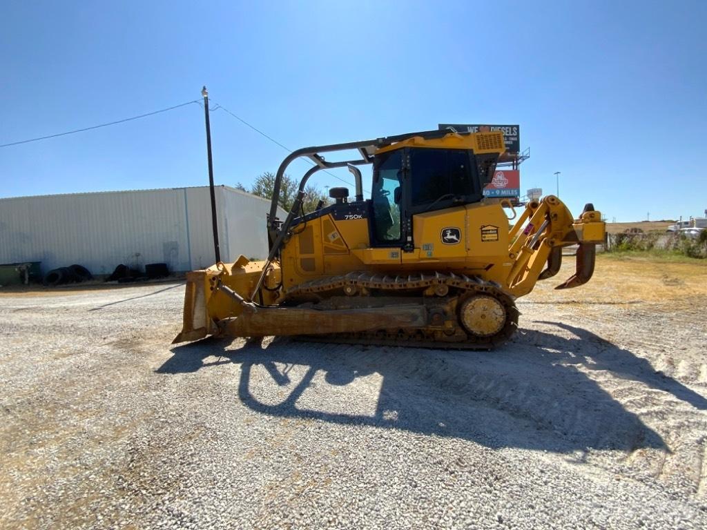John Deere 750 K Paletli dozerler