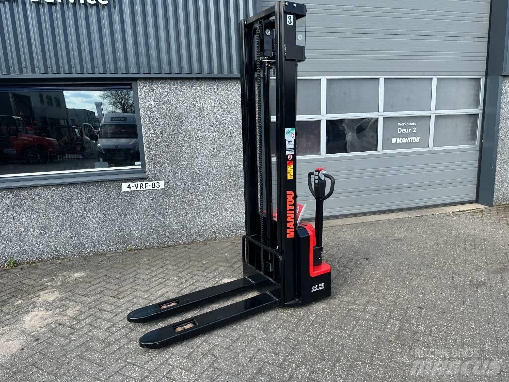 Manitou ES 112 Easy Yaya kumandali istif makinasi