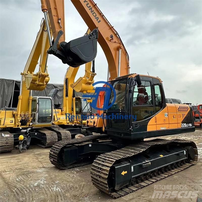 Hyundai R220LC-9S Paletli ekskavatörler
