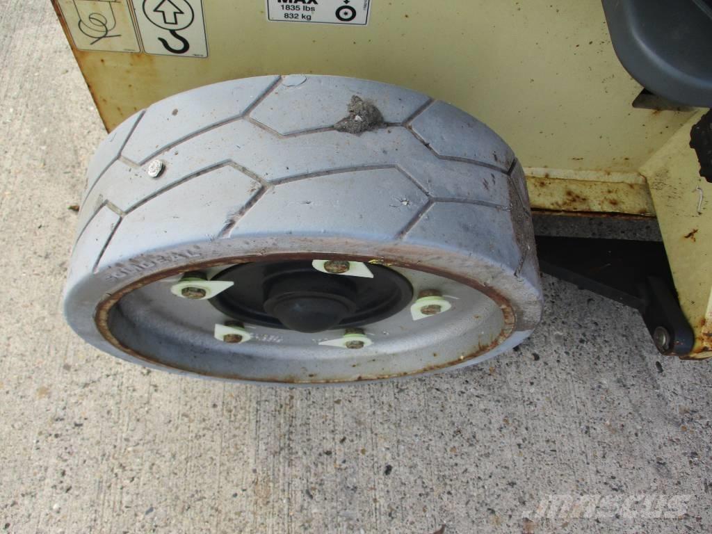 JLG 2632 ES  (081) Makasli platformlar