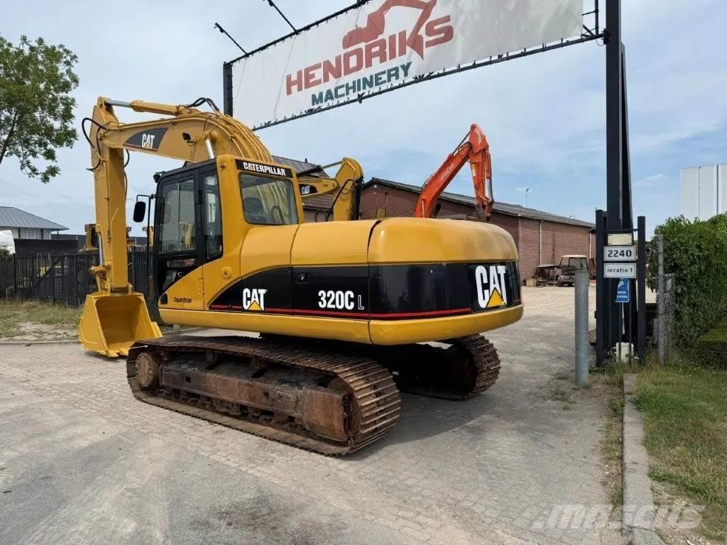 CAT 320CL Paletli ekskavatörler
