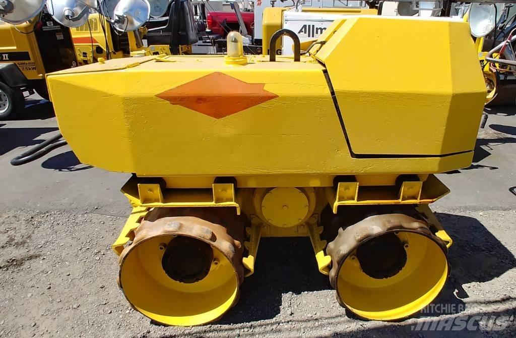 Rammax P33/24 Zemin sıkıştırma makineleri
