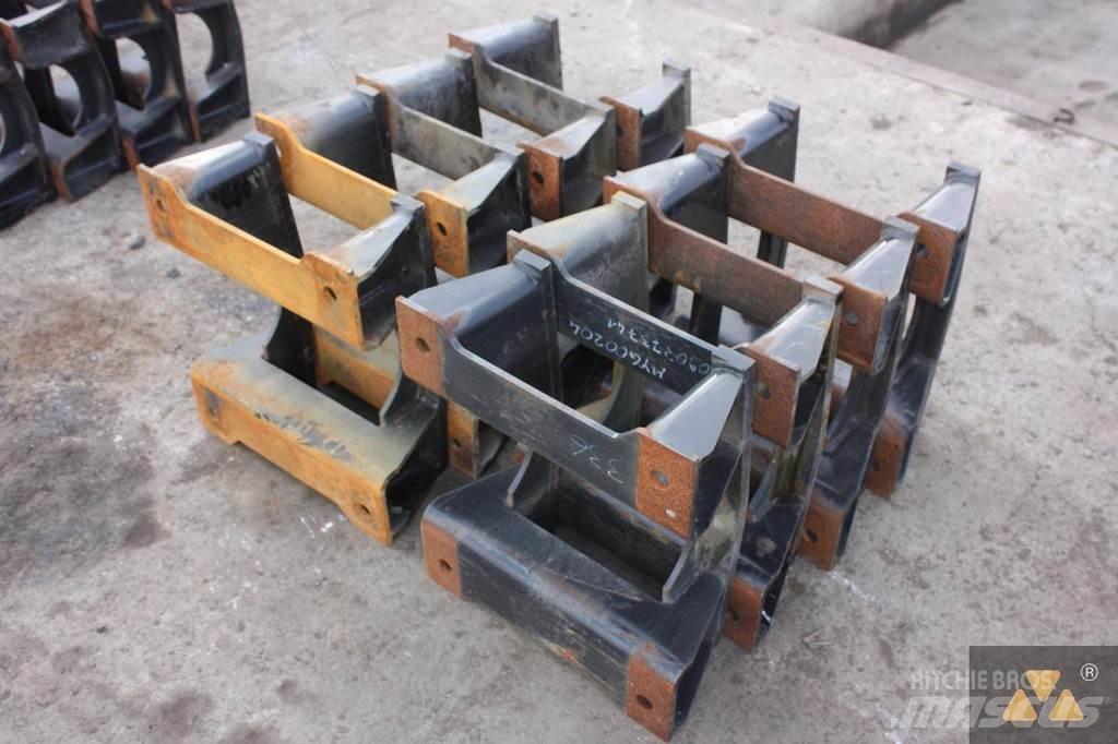 CAT Trackguards Saseler