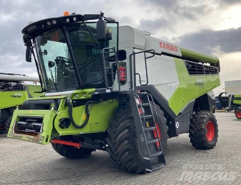 CLAAS LEXION 5300 Biçerdöverler