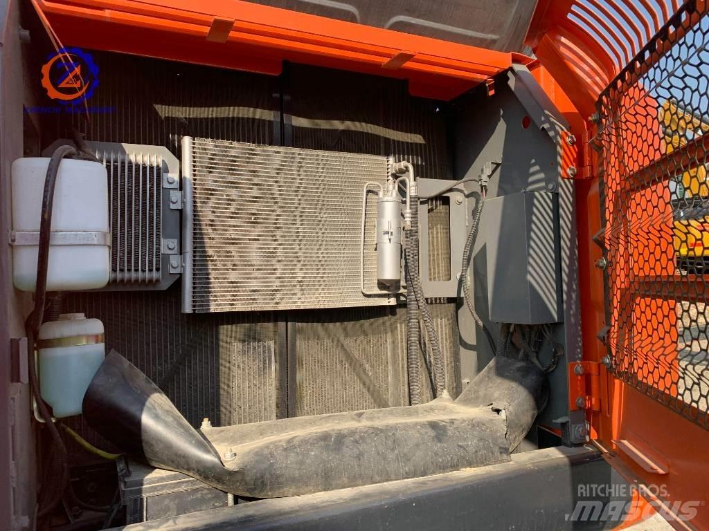 Hitachi ZX 240 Paletli ekskavatörler