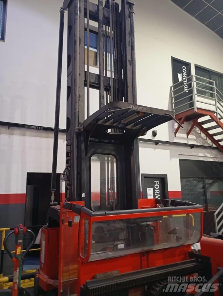Linde K 011 Reach truck - depo içi istif araçları