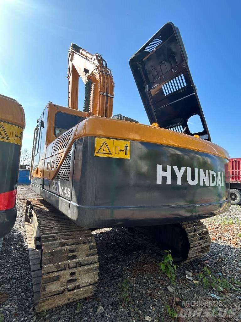 Hyundai 220LC-9S Paletli ekskavatörler
