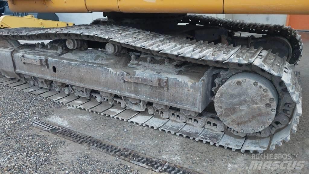 Komatsu PC450HRD-7E0 Yıkım ekskavatörleri