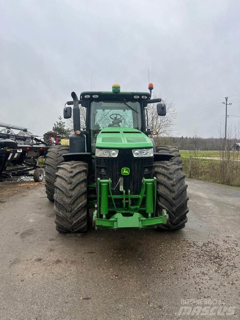 John Deere 8260R Traktörler