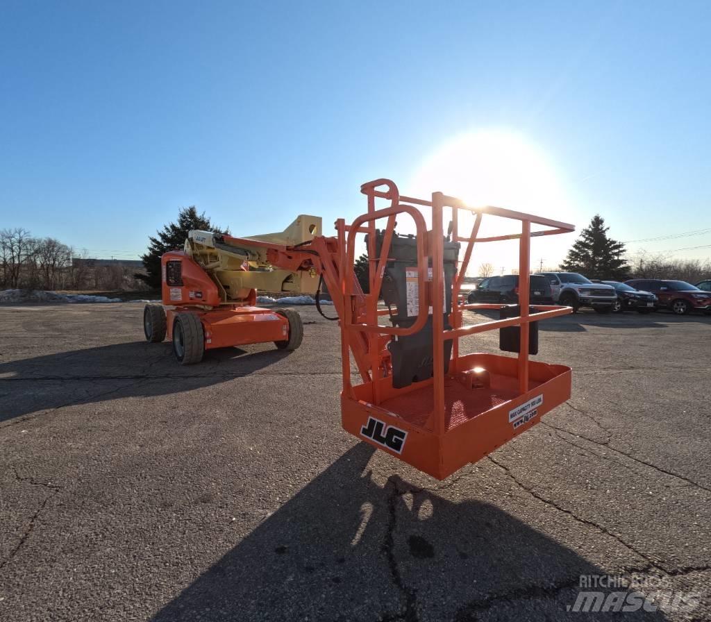 JLG E 450 AJ Körüklü personel platformları