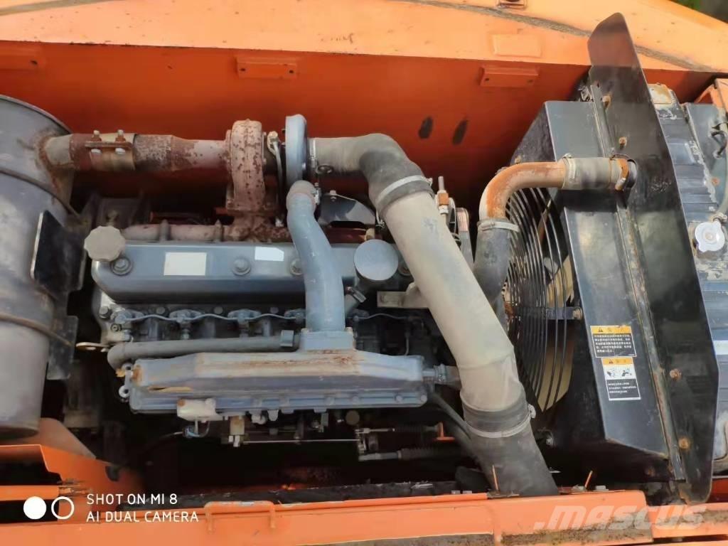 Doosan DH210W-7 Lastik tekerli ekskavatörler