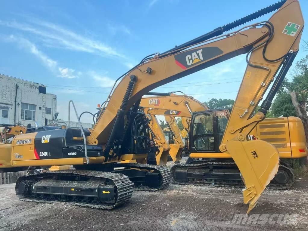 CAT 324 D2L Paletli ekskavatörler