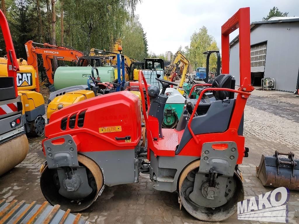 Hamm HD 12 VV Çift tamburlu silindirler