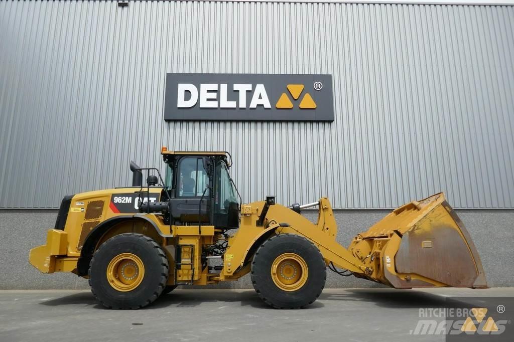CAT 962M Tekerlekli yükleyiciler