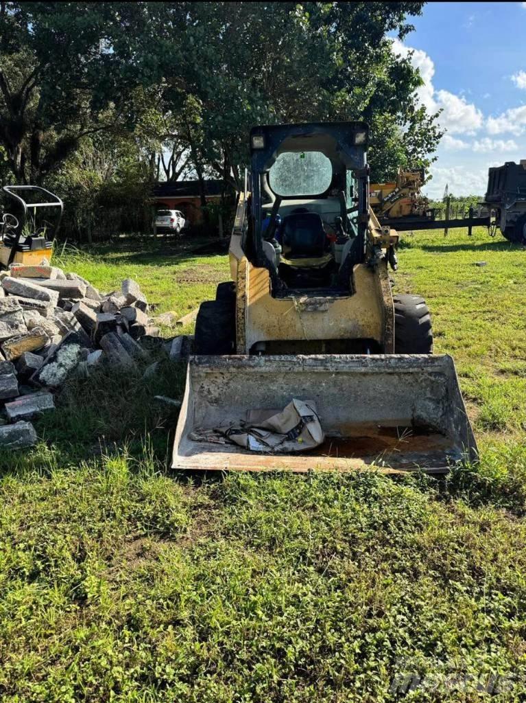 CAT 248C Skid steer loderler