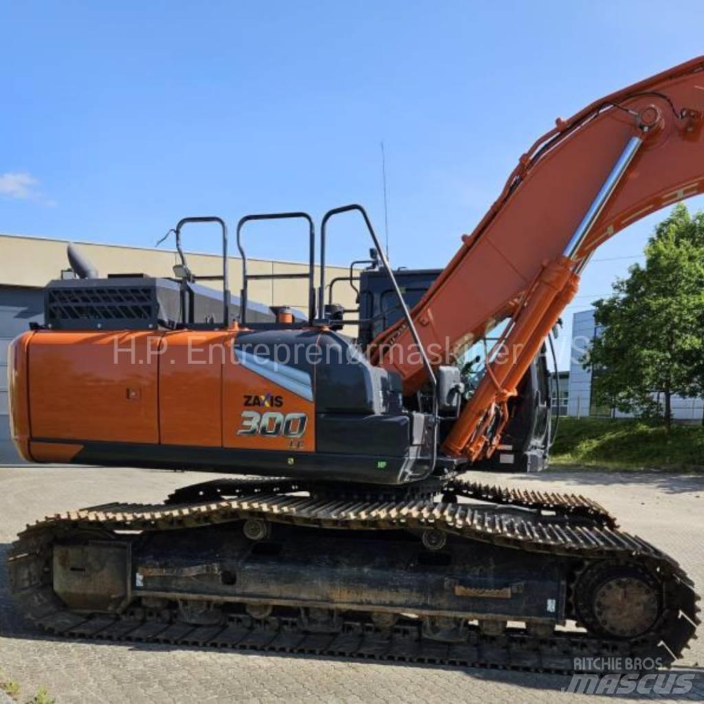 Hitachi ZX300LC-7 Paletli ekskavatörler