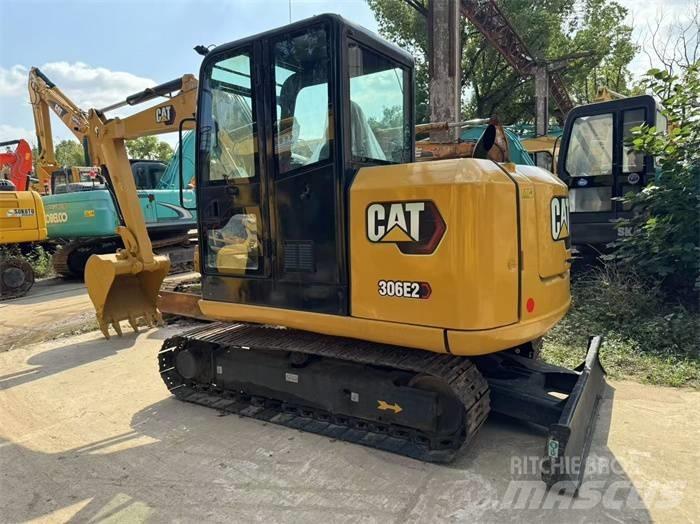 CAT 306 E2 Mini ekskavatörler, 7 tona dek
