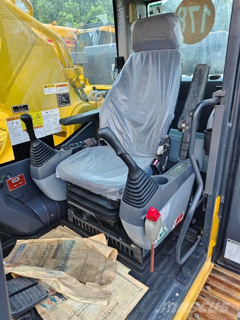 Komatsu PC 400 LC-8 Paletli ekskavatörler