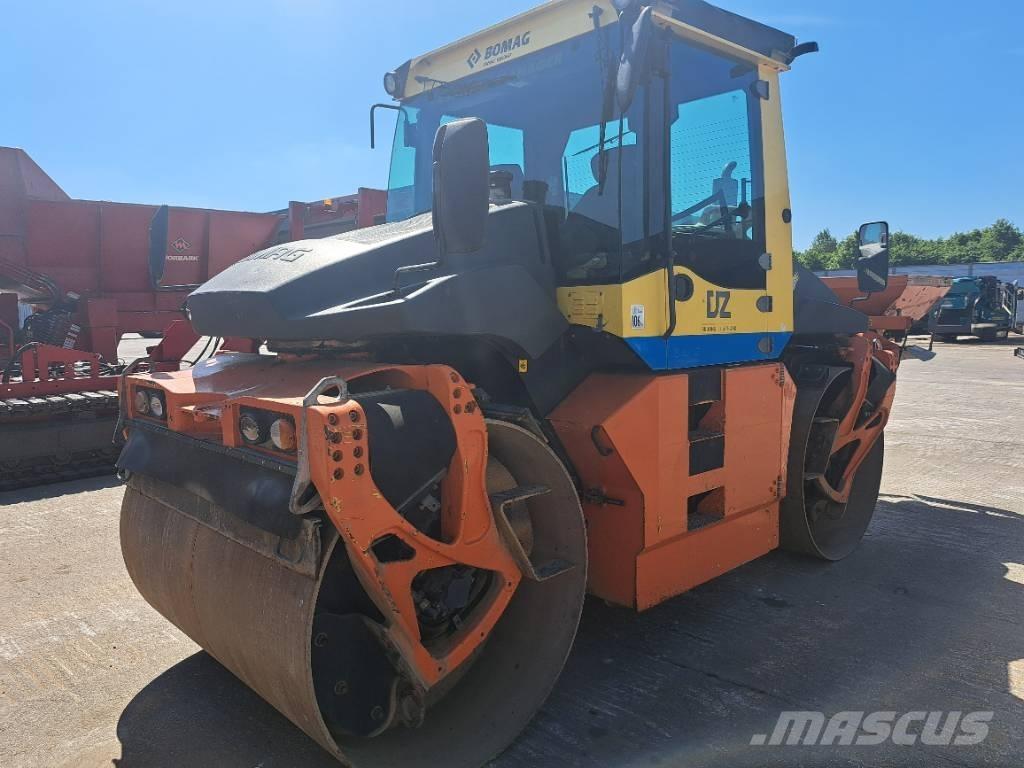 Bomag BW174 AP-4 AM Çift tamburlu silindirler