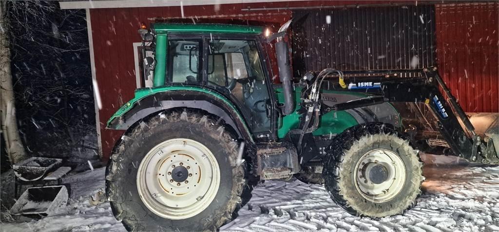 Valtra T182 Traktörler