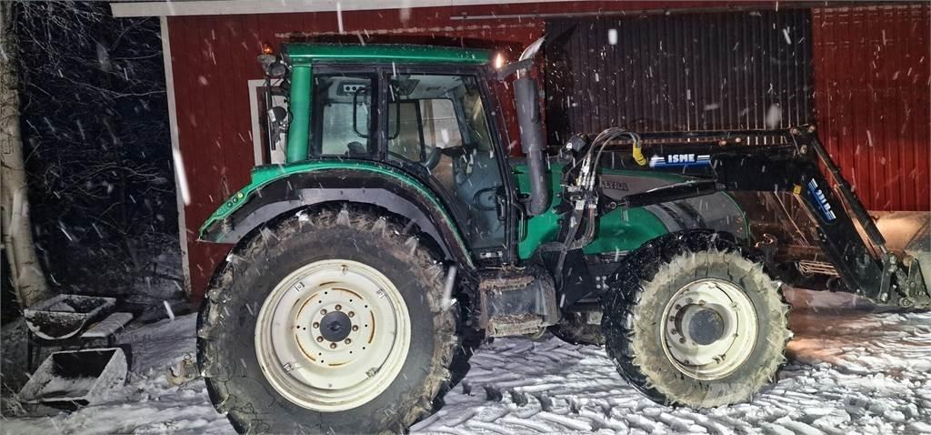 Valtra T182 Traktörler