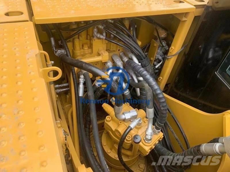 CAT 318DL Paletli ekskavatörler