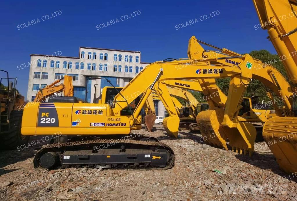 Komatsu PC 220-8 Paletli ekskavatörler
