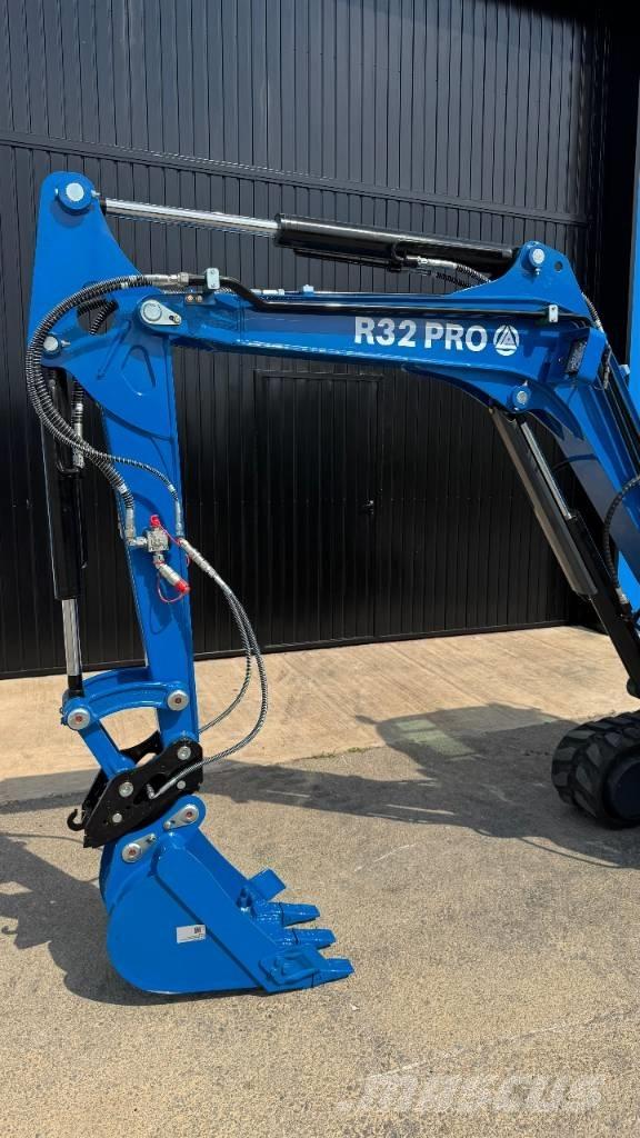 Rippa R32 PRO Mini ekskavatörler, 7 tona dek