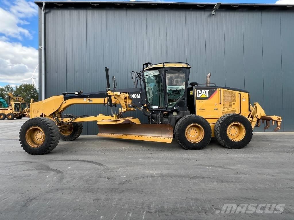 CAT 140M Greyderler