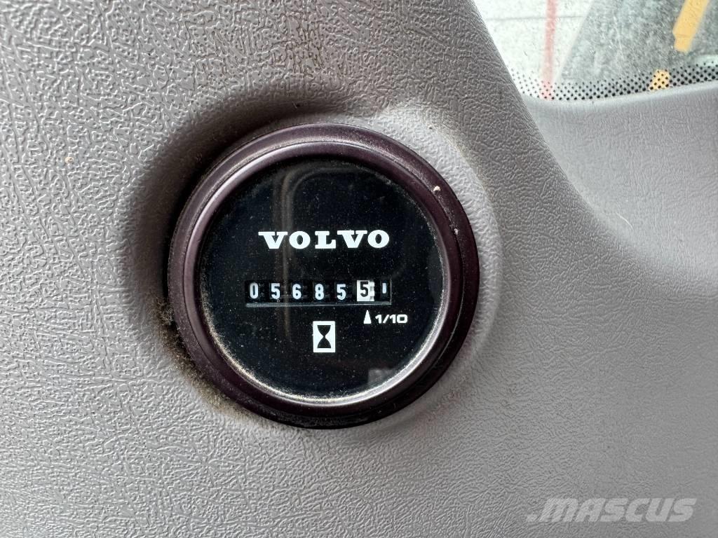 Volvo EWR 150 E Lastik tekerli ekskavatörler