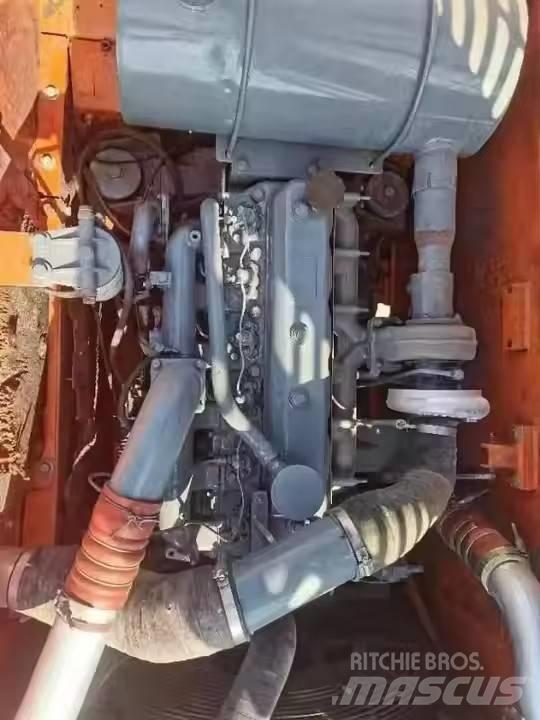 Doosan DX225LC Paletli ekskavatörler