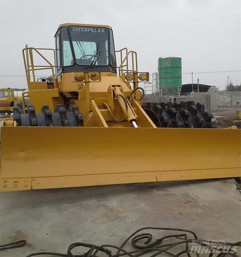 CAT 815 B Zemin sıkıştırma makineleri