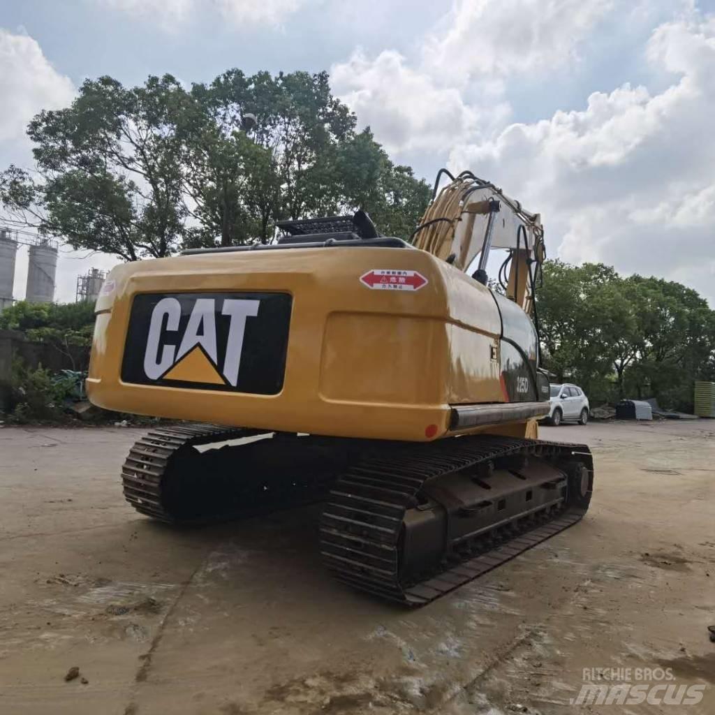 CAT 325 D L Paletli ekskavatörler