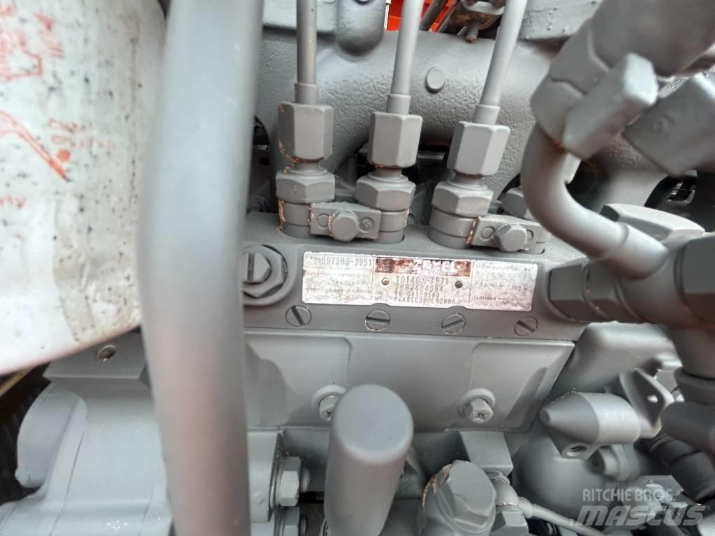 Hitachi ZX 60 Paletli ekskavatörler