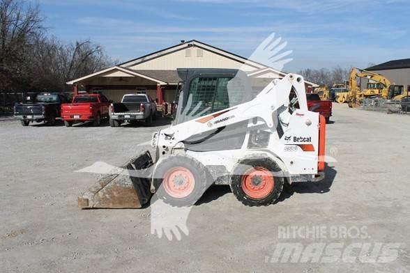 Bobcat S590 Skid steer loderler