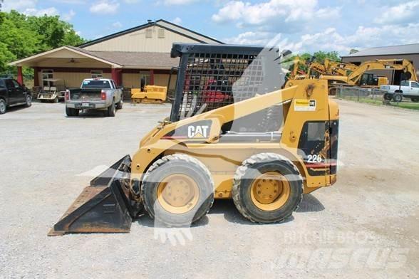CAT 226 Skid steer loderler