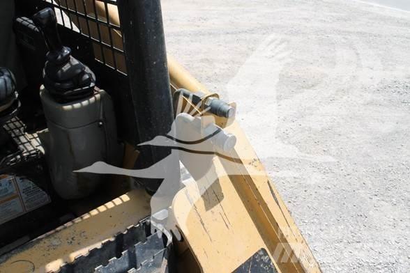 CAT 226 Skid steer loderler