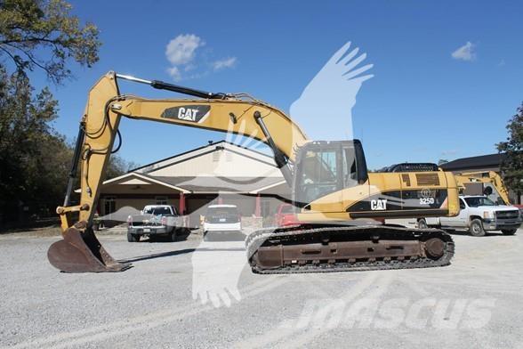 CAT 325DL Paletli ekskavatörler