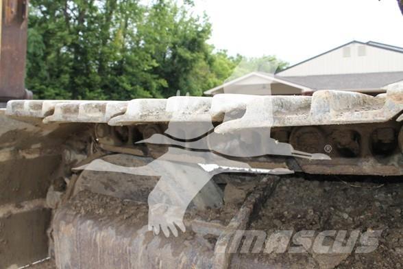 CAT 330BL Paletli ekskavatörler