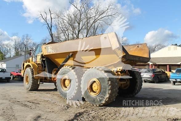 CAT 745C Belden kirma kaya kamyonu