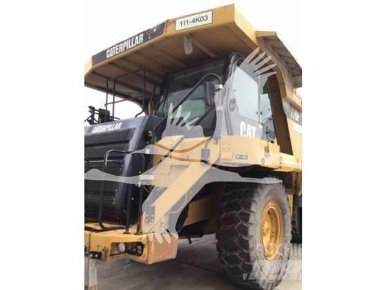 CAT 775F Belden kirma kaya kamyonu