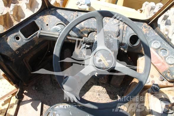 CAT 815B Tek tamburlu silindirler
